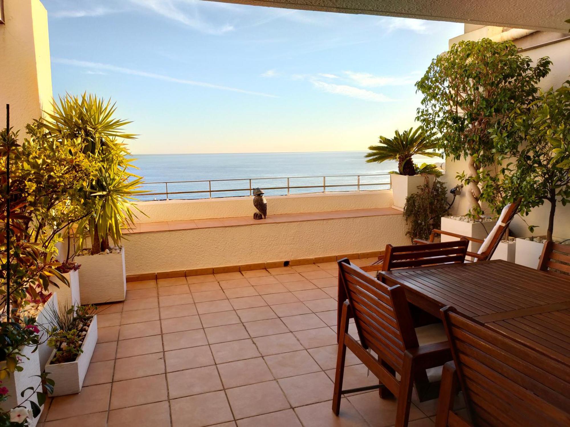 Piso En La Primera Linea Del Mar Con 2 Dormitorios Benidorm Dış mekan fotoğraf